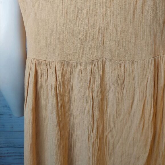 Women's Cream Ruffle Sleeve Dress - Picture 11 of 14